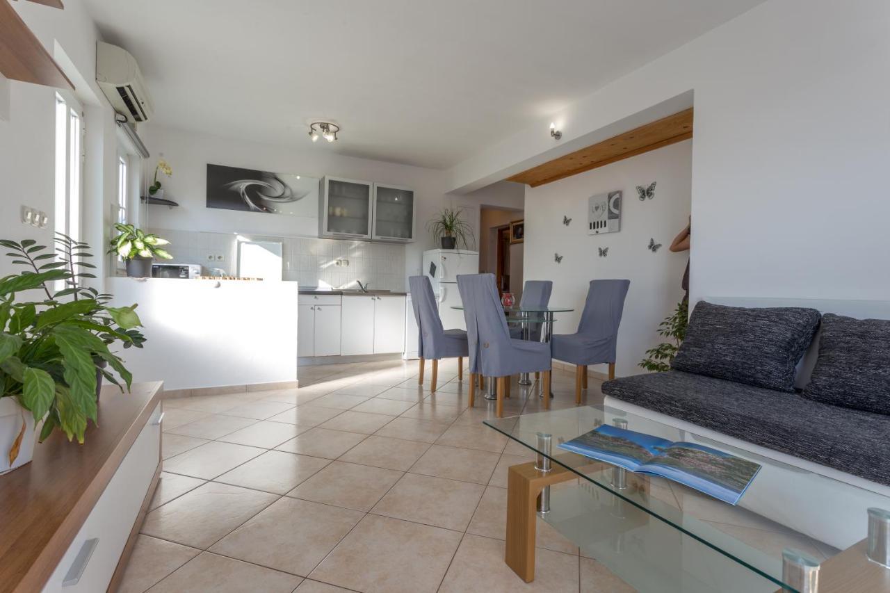 Apartman Lucy Hvar Town Zewnętrze zdjęcie
