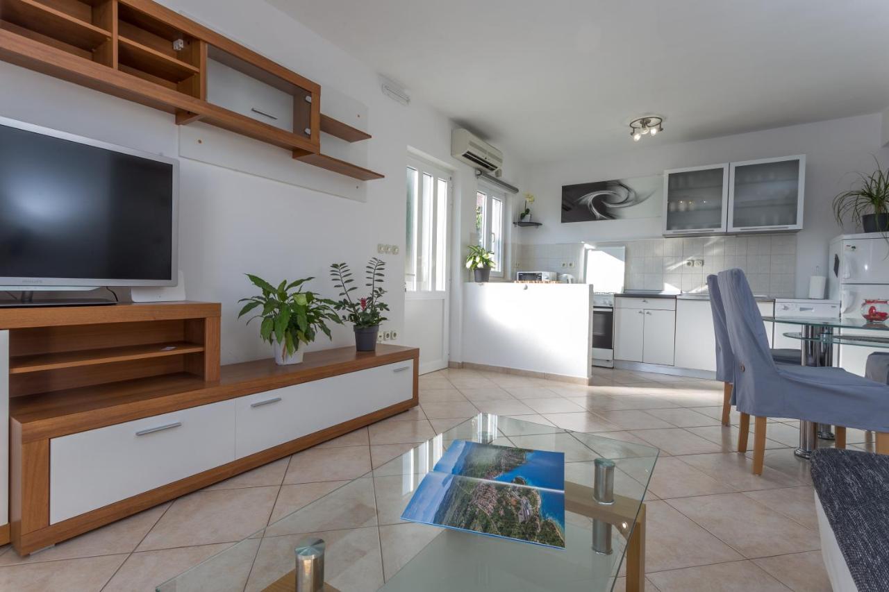Apartman Lucy Hvar Town Zewnętrze zdjęcie
