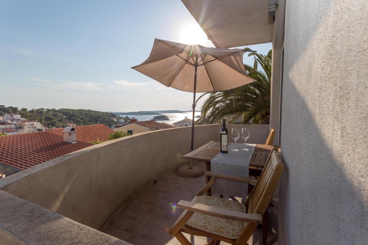 Apartman Lucy Hvar Town Zewnętrze zdjęcie